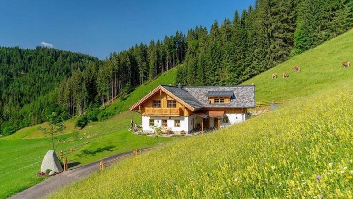 85 M² Apartamento ∙ 2 Habitaciones ∙ 4 Huéspedes - Obertraun