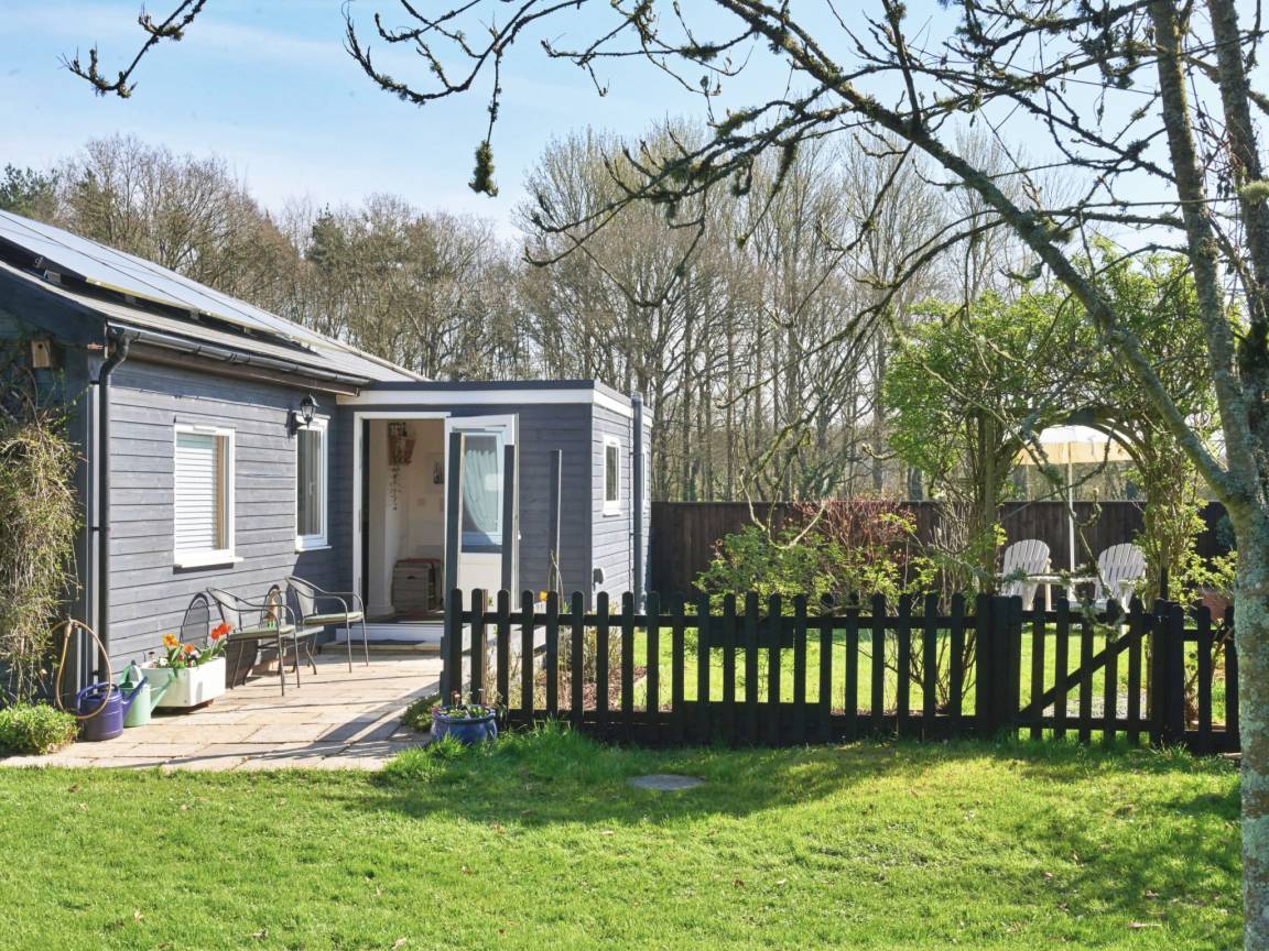 80 M² House ∙ 1 Bedroom ∙ 2 Guests - Exeter Airport (EXT)