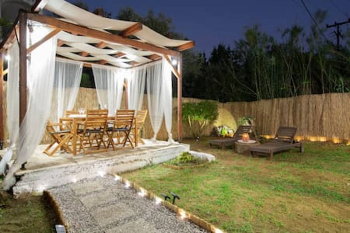 100 M² House ∙ 2 Bedrooms ∙ 7 Guests - Kassiopi