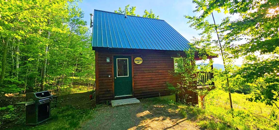 House ∙ 2 Bedrooms ∙ 5 Guests - Greenville, ME