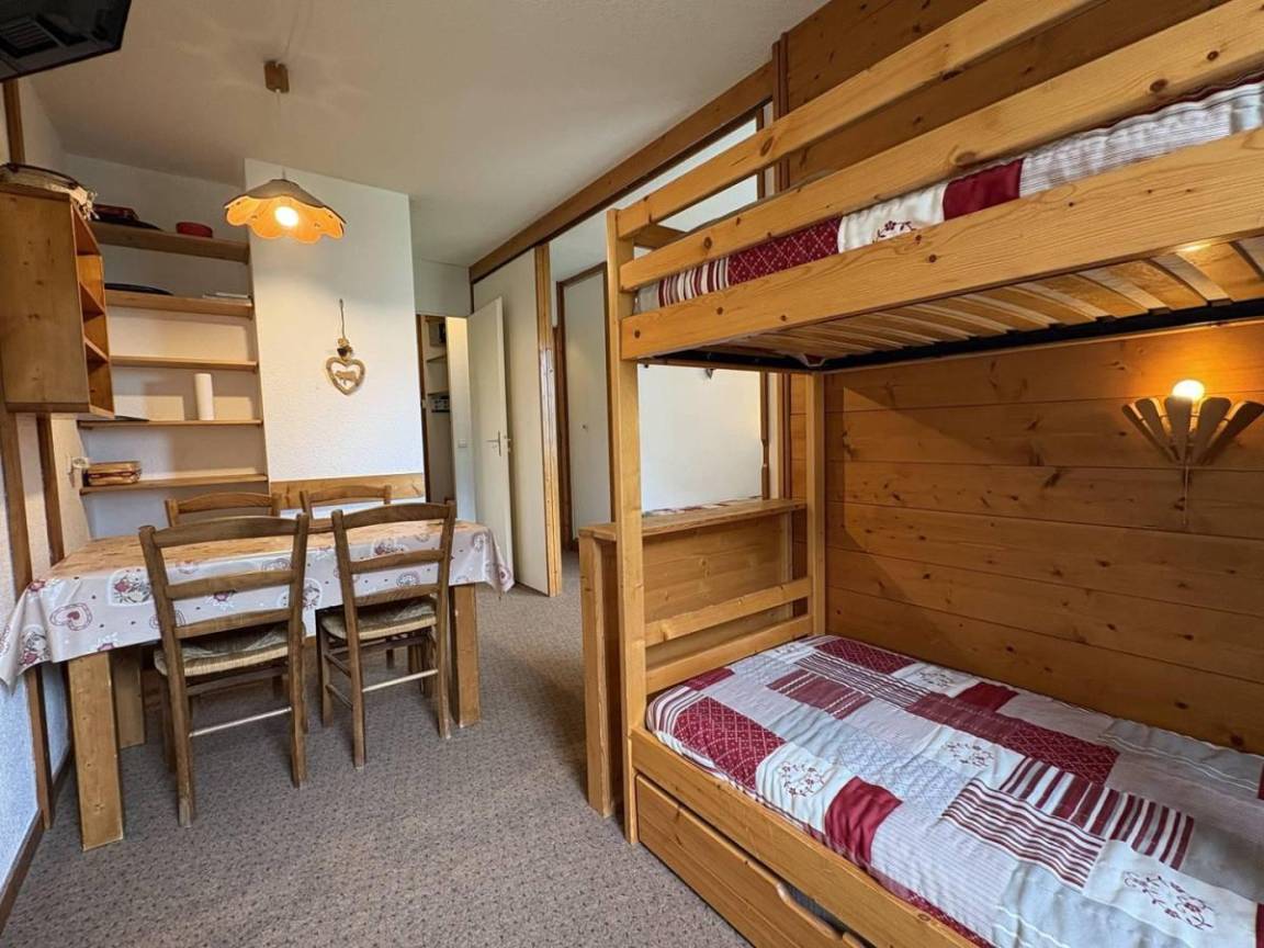 30 m&sup2; Studio 1 Schlafzimmer 4 G&auml;ste