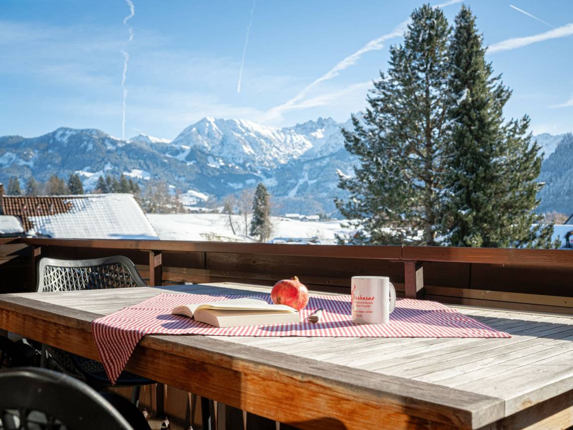 104 M² Ferienwohnung ∙ 2 Schlafzimmer ∙ 4 Gäste - Obermaiselstein