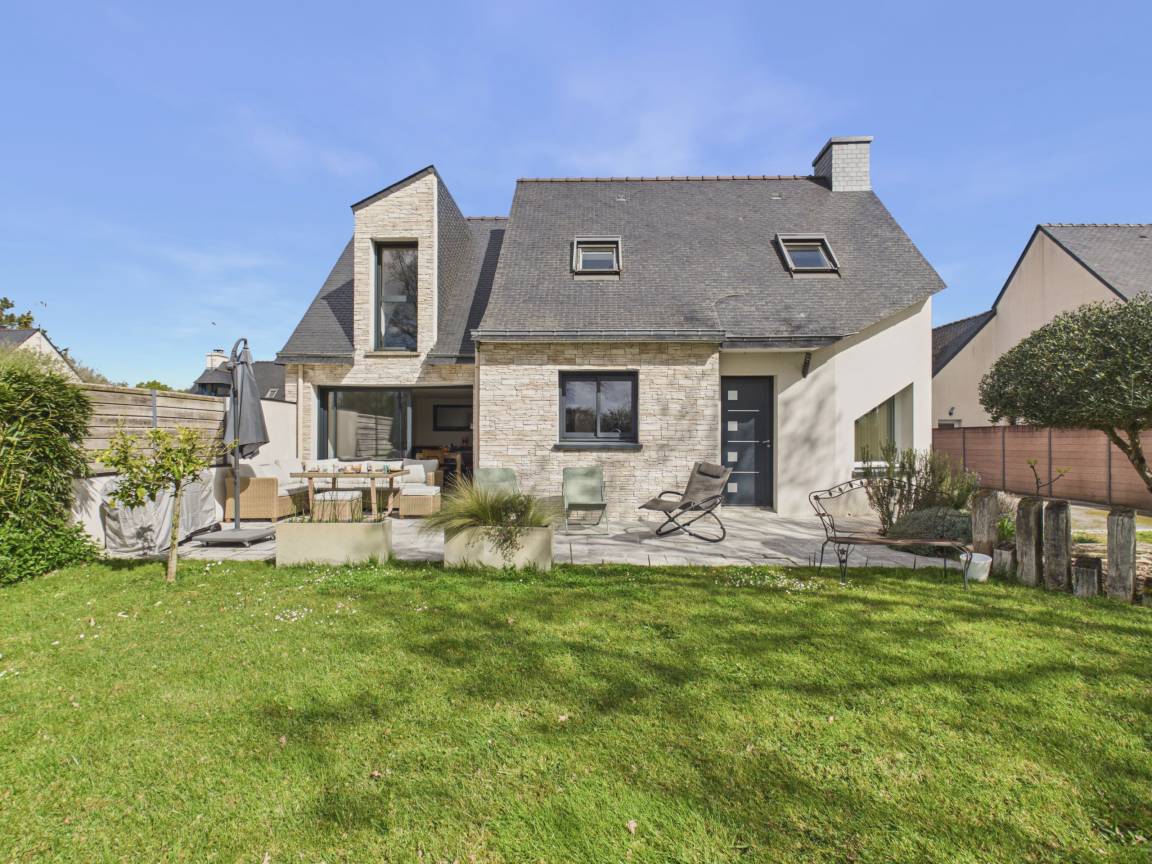 110 M² House ∙ 3 Bedrooms ∙ 5 Guests - Vannes