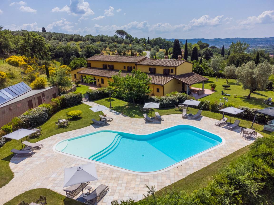75 M² Appartement ∙ 2 Chambres ∙ 6 Personnes - Campi Bisenzio