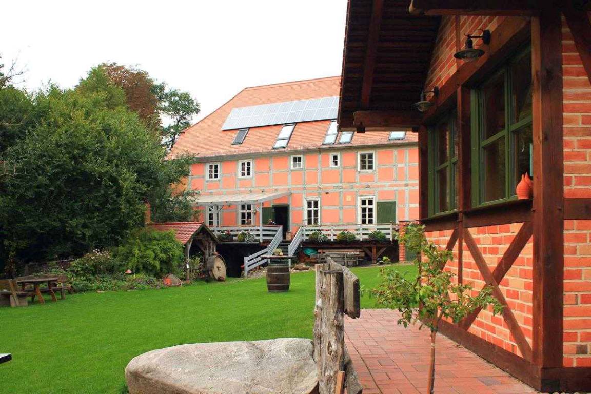 450 M² Ferienhaus ∙ 10 Schlafzimmer ∙ 26 Gäste - Brandenburg