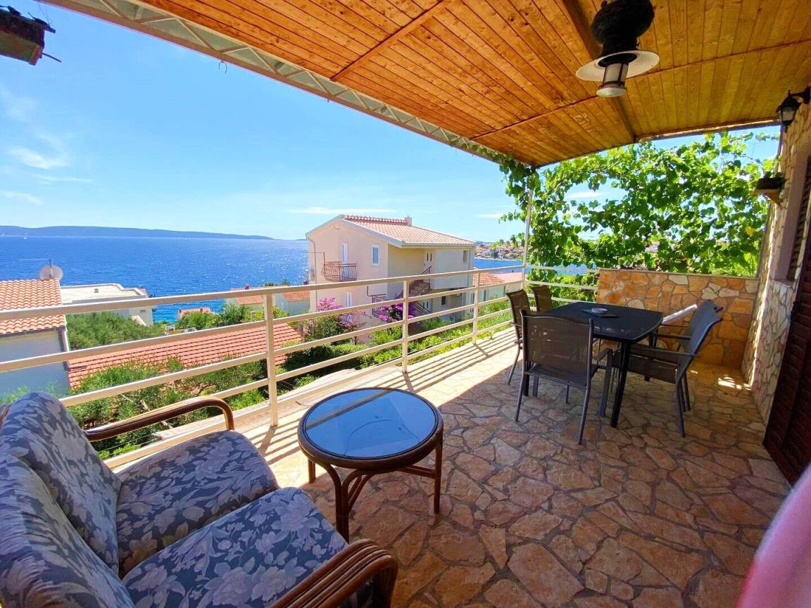 70 M² Apartment ∙ 2 Bedrooms ∙ 5 Guests - Trogir