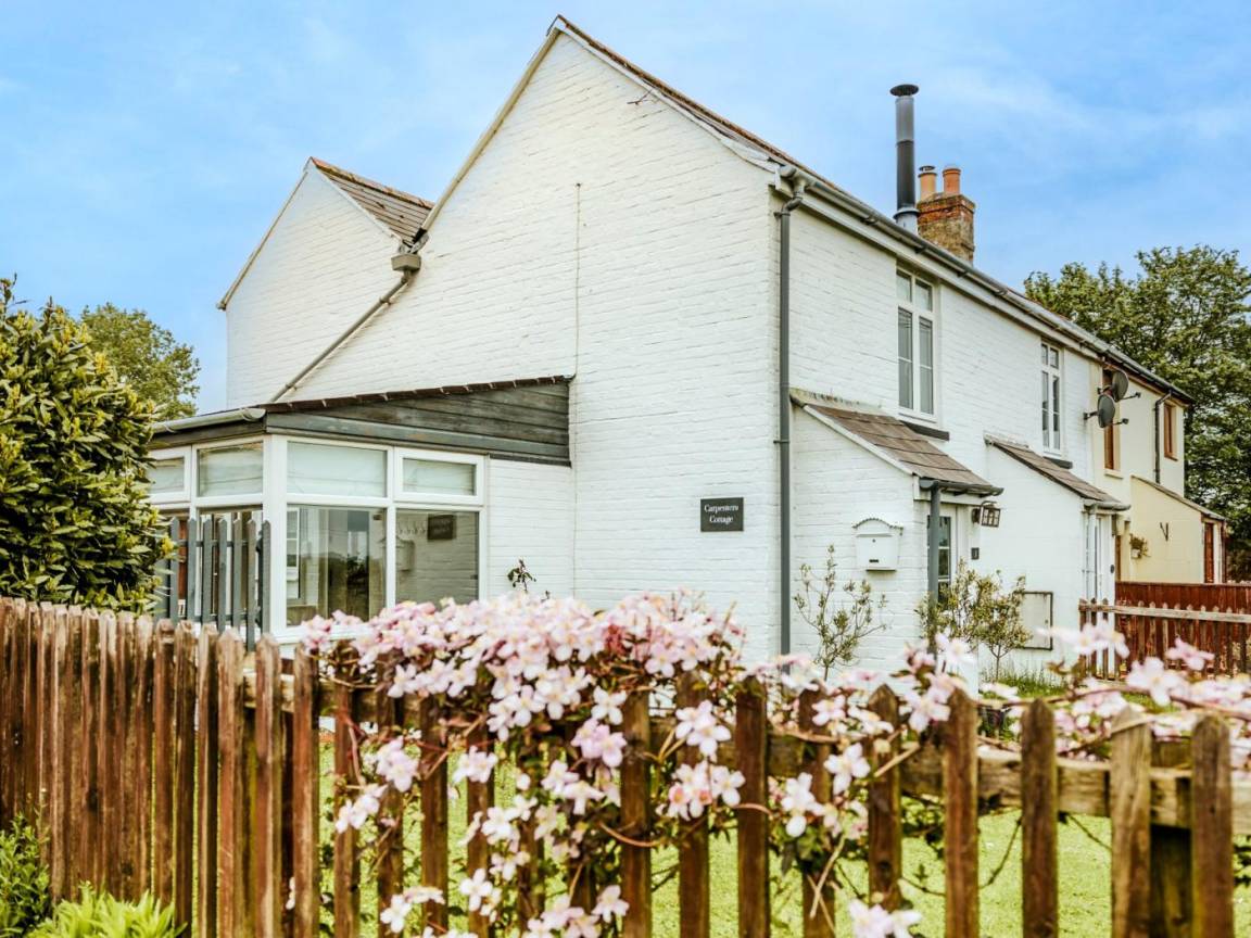 Cottage ∙ 2 Bedrooms ∙ 3 Guests - Sandown