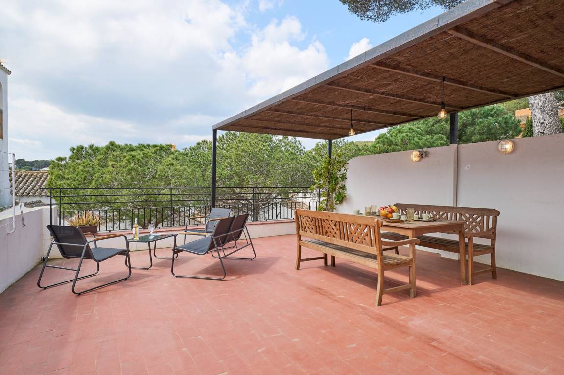 75 M² Huoneisto ∙ 3 Makuuhuonetta ∙ 6 Vierasta - Palafrugell
