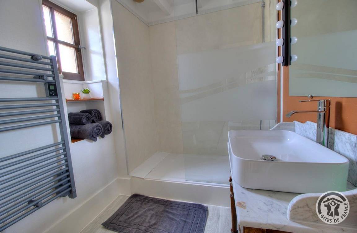 83 m² Gîte ∙ 2 Schlafzimmer ∙ 4 Gäste – Bild 23