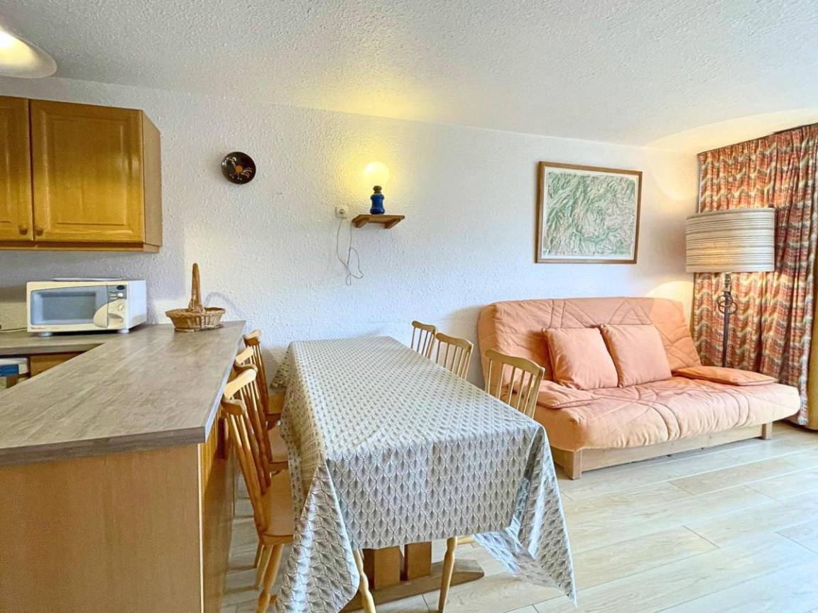 44 m² Ferienwohnung ∙ 1 Schlafzimmer ∙ 6 Gäste – Bild 9