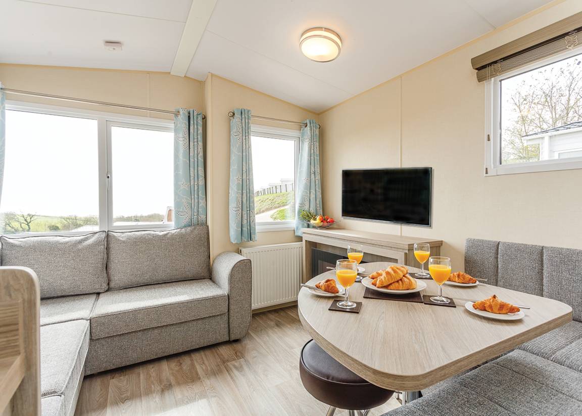 Caravan ∙ 3 Bedrooms ∙ 6 Guests - Bude