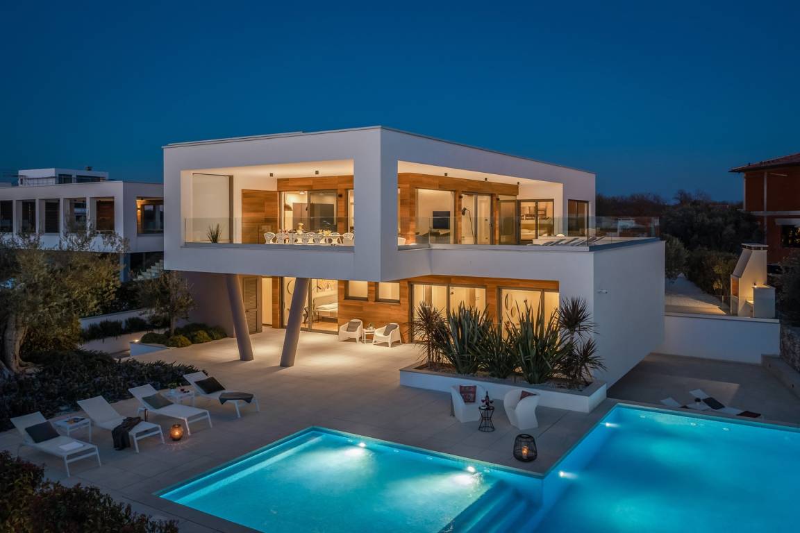 499 M² Villa ∙ 6 Bedrooms ∙ 12 Guests - Rovinj