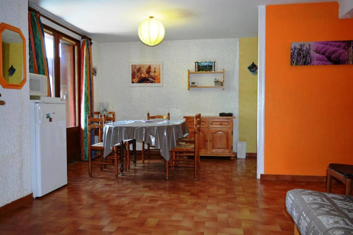 40 m² Ferienwohnung ∙ 1 Schlafzimmer ∙ 6 Gäste – Bild 3