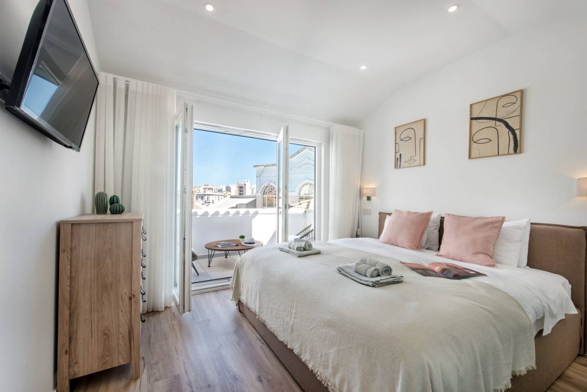 95 M² Ferienwohnung ∙ 2 Schlafzimmer ∙ 4 Gäste - Faro
