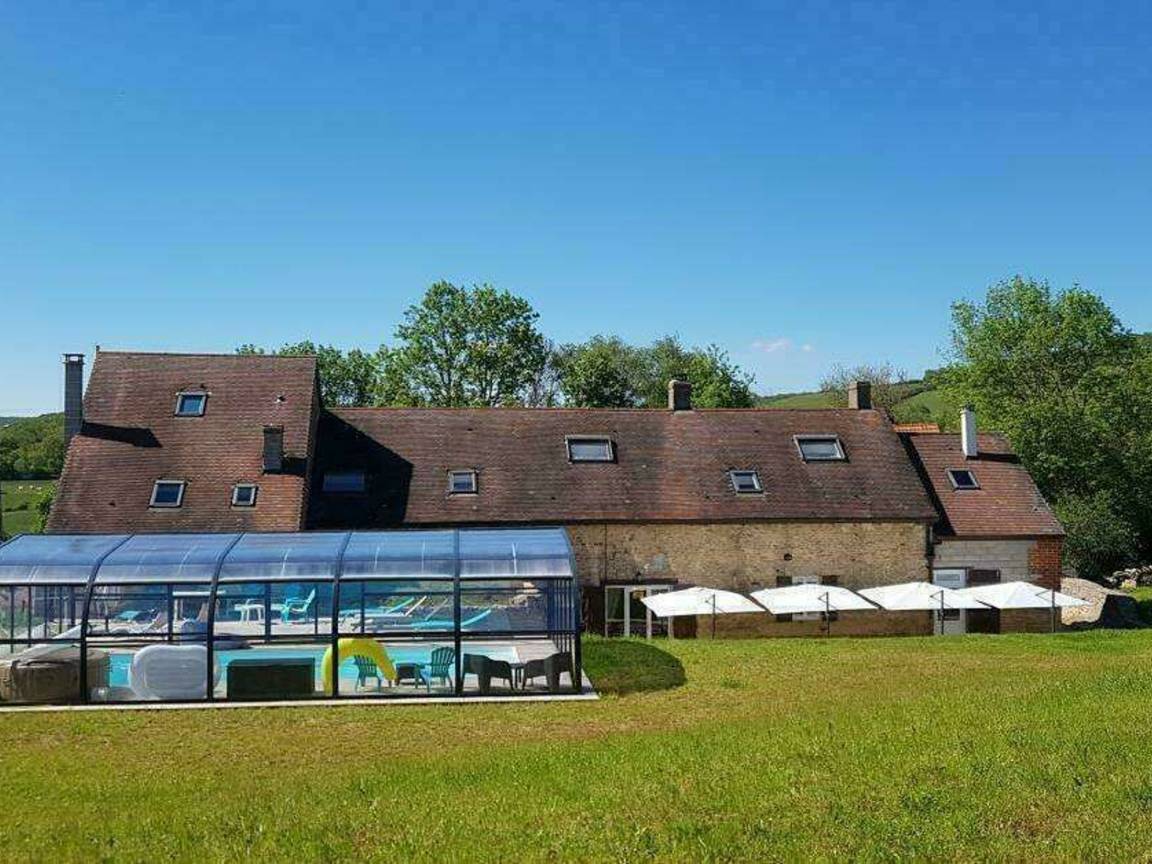 250 M² Cottage ∙ 4 Chambres ∙ 12 Personnes - Pouilly-en-Auxois