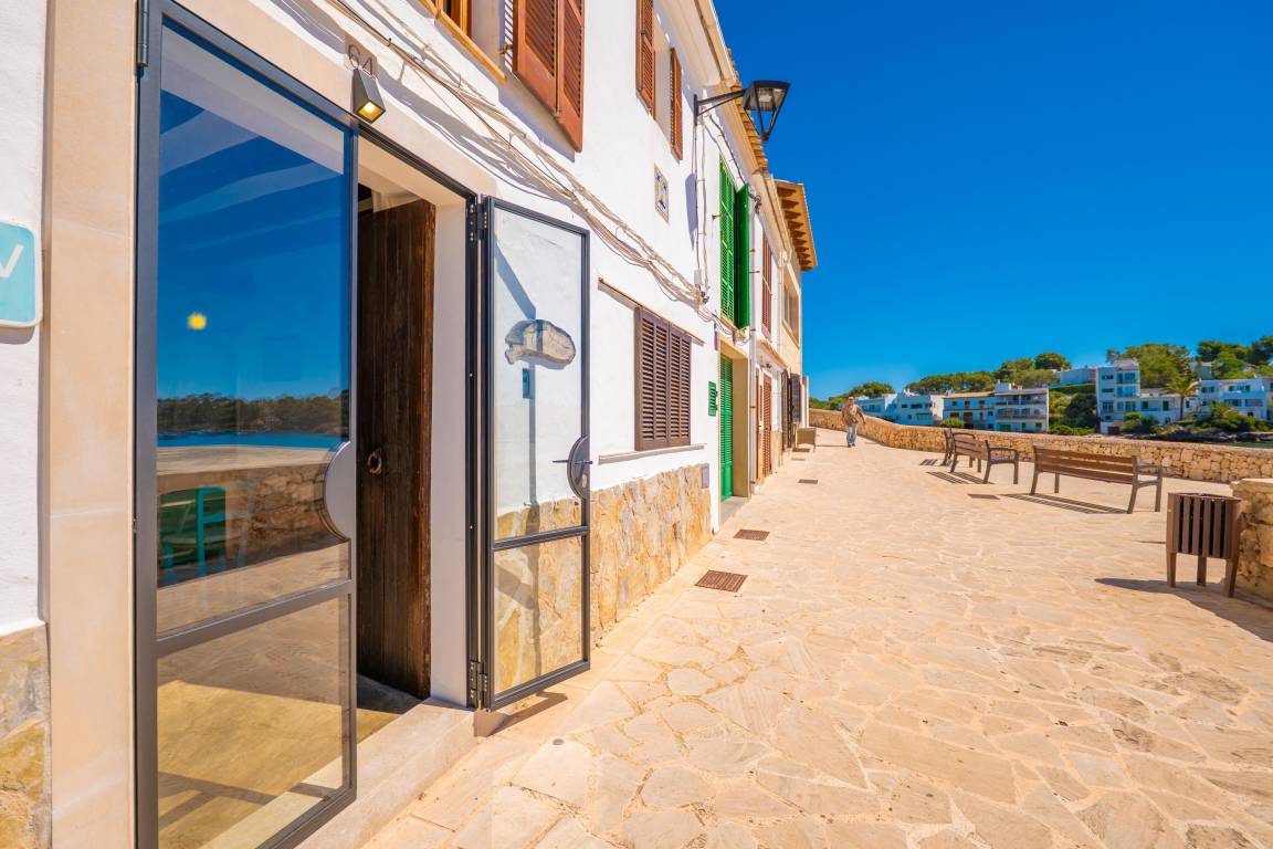 98 M² Chalet ∙ 2 Habitaciones ∙ 4 Huéspedes - Cala Figuera