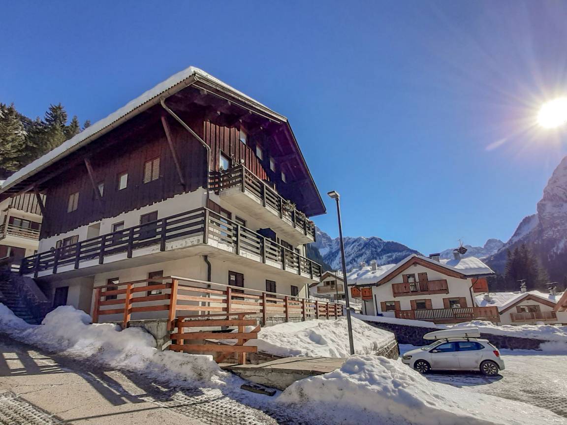 Appartamento Vacanza ∙ 2 Camere Da Letto ∙ 6 Ospiti - Alba, TN