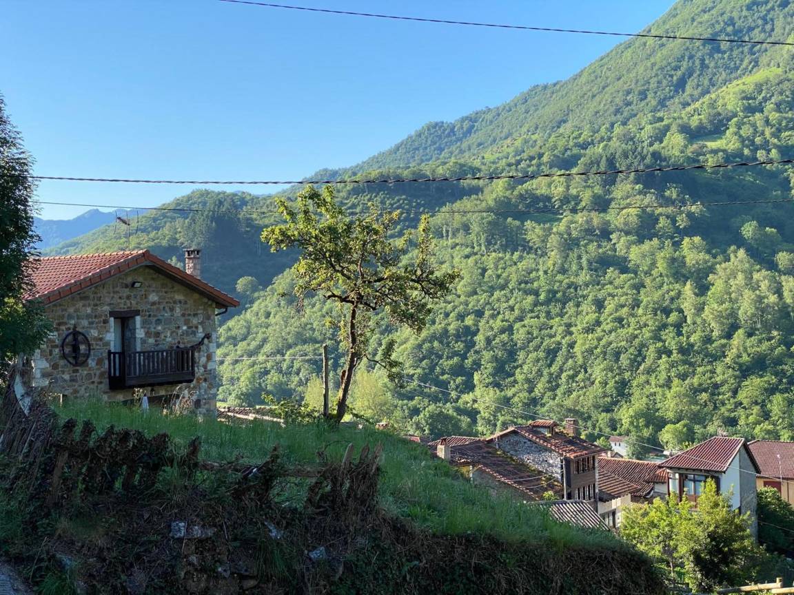 80 M² House ∙ 2 Bedrooms ∙ 4 Guests - Asturias