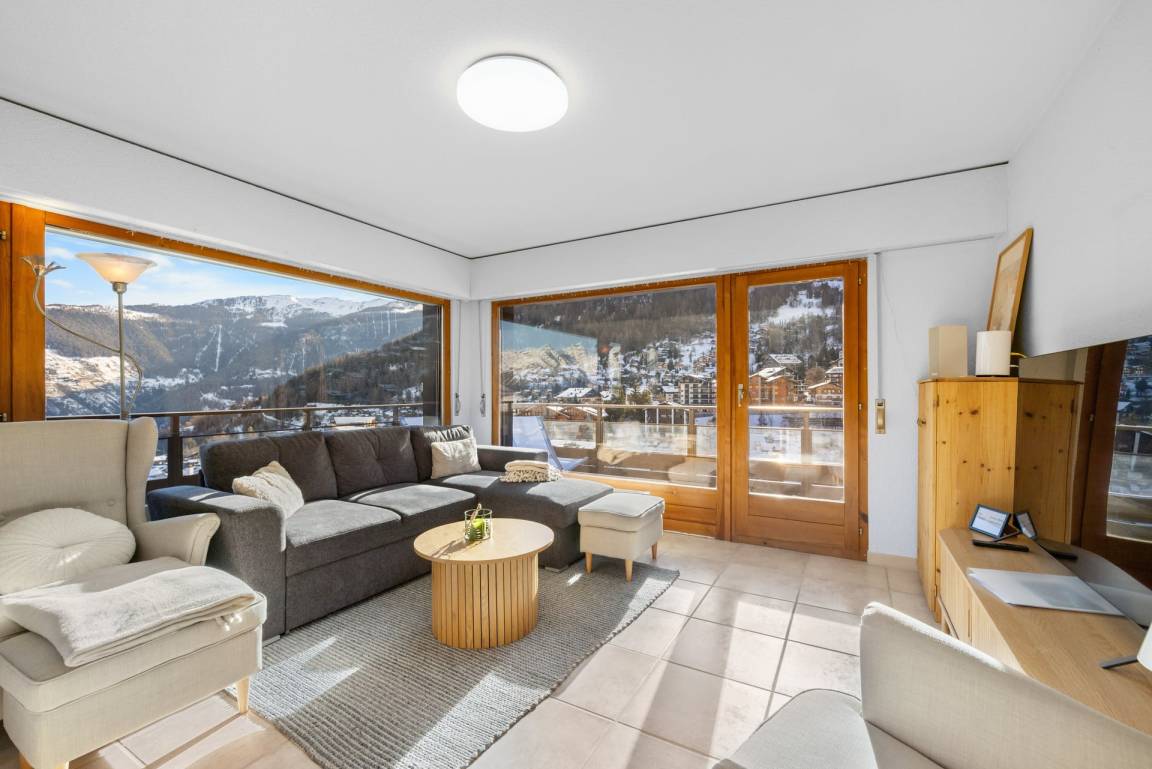 70 M² Ferienwohnung ∙ 2 Schlafzimmer ∙ 4 Gäste - Sion