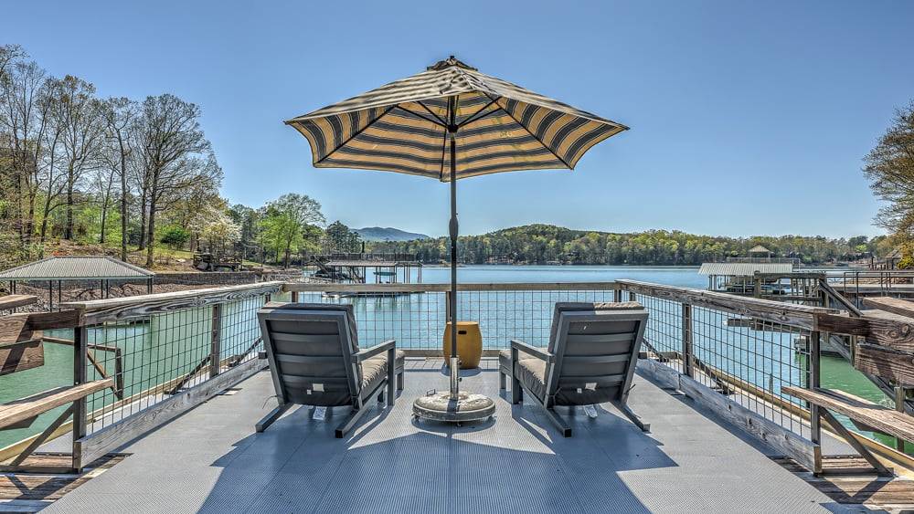 Cabin ∙ 4 Bedrooms ∙ 11 Guests - Blue Ridge, GA