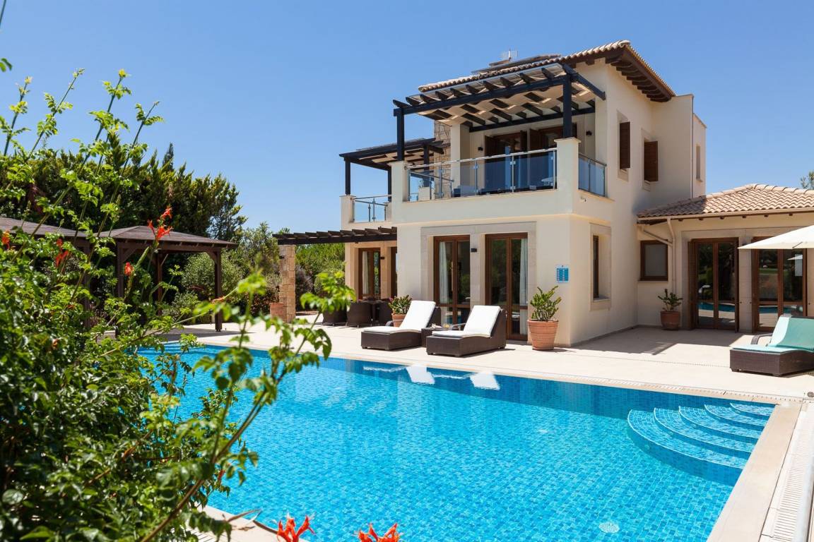 Villa ∙ 4 Schlafzimmer ∙ 8 Gäste - Zypern