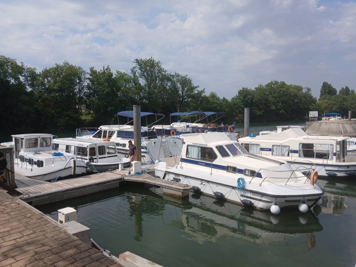 34 M² Péniche ∙ 2 Chambres ∙ 8 Personnes - Cognac