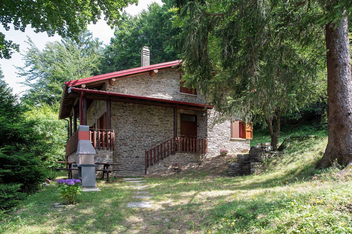 100 M² Ferienhaus ∙ 2 Schlafzimmer ∙ 8 Gäste - Sondrio
