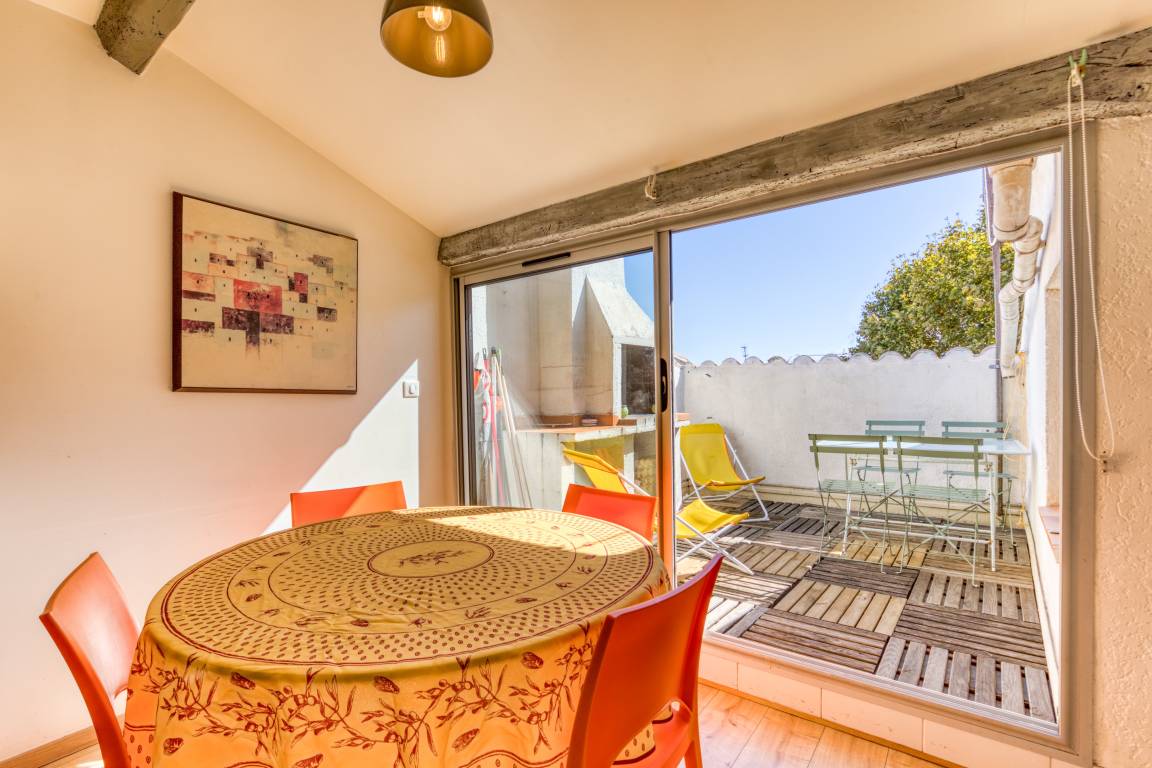 50 M² Apartamento ∙ 2 Habitaciones ∙ 4 Huéspedes - Loupian