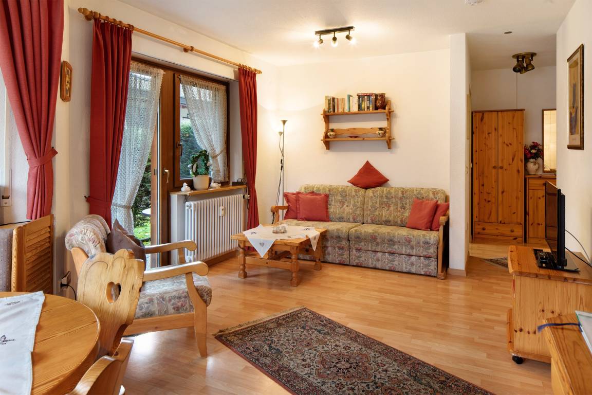 48 M² Ferienwohnung ∙ 1 Schlafzimmer ∙ 4 Gäste - Titisee-Neustadt