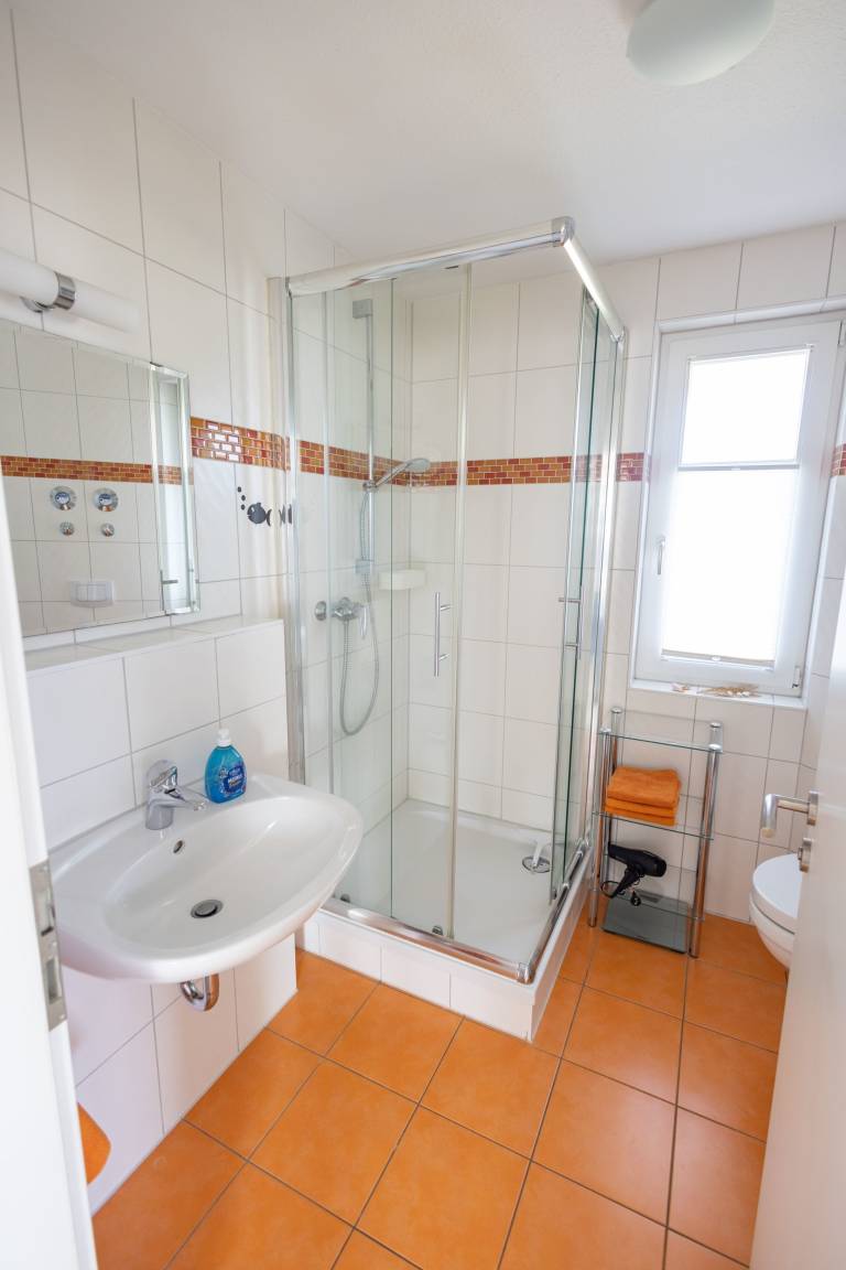 51 m² Ferienwohnung ∙ 1 Schlafzimmer ∙ 2 Gäste – Bild 8