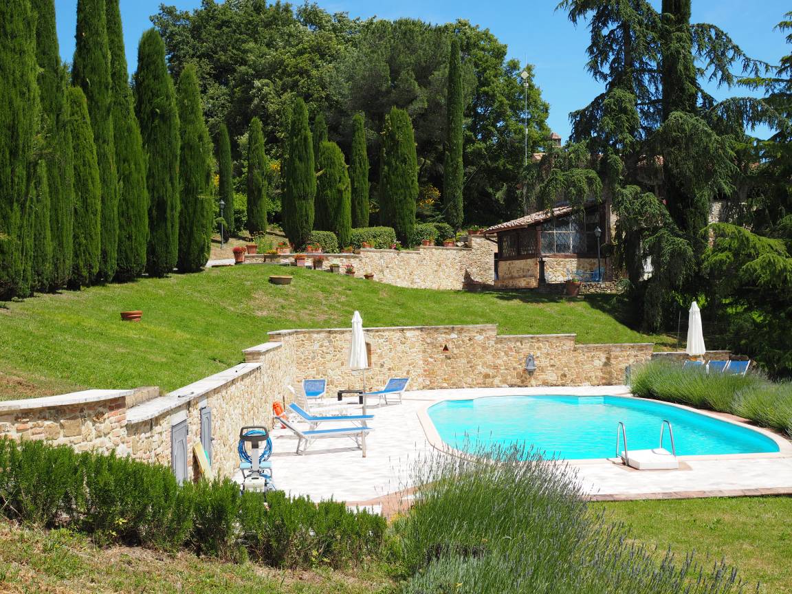 220 M² Farmhouse ∙ 3 Bedrooms ∙ 7 Guests - Tuscany