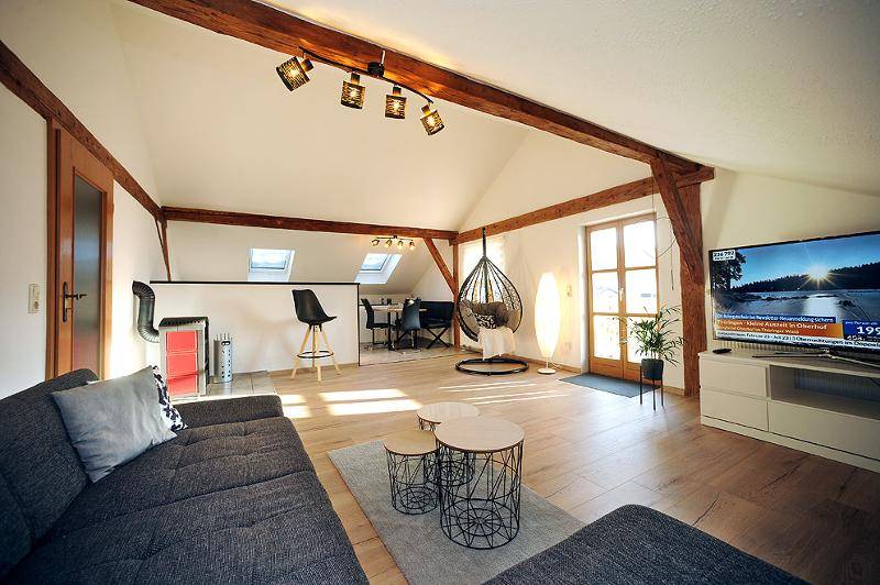 110 M² Ferienwohnung ∙ 2 Schlafzimmer ∙ 4 Gäste - Bodenmais