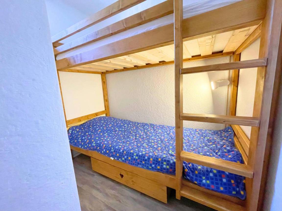 35 m² Ferienwohnung ∙ 1 Schlafzimmer ∙ 6 Gäste – Bild 8