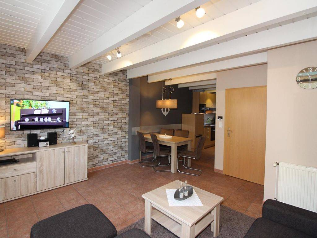 65 M² Ferienhaus ∙ 2 Schlafzimmer ∙ 4 Gäste - Butjadingen