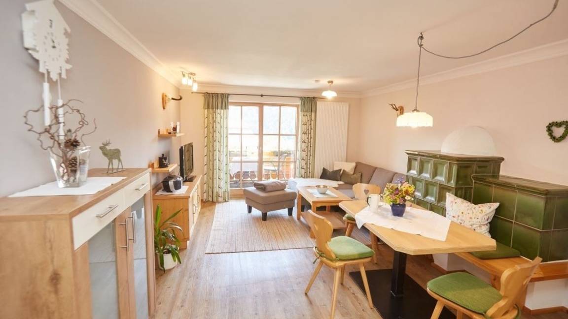 56 M² Ferienwohnung ∙ 1 Schlafzimmer ∙ 2 Gäste - Unterjoch