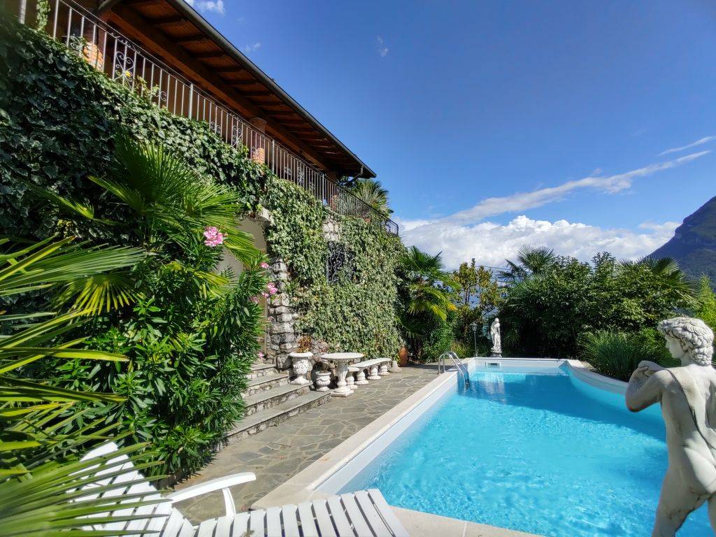 Casa a Carlazzo con terrazza coperta + vista panoramica