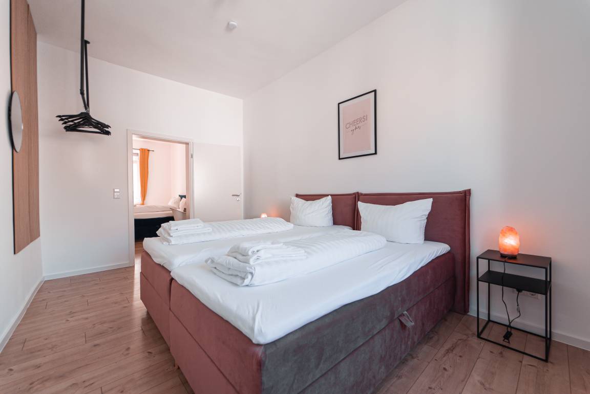 90 m² Ferienwohnung ∙ 3 Schlafzimmer ∙ 8 Gäste – Bild 3