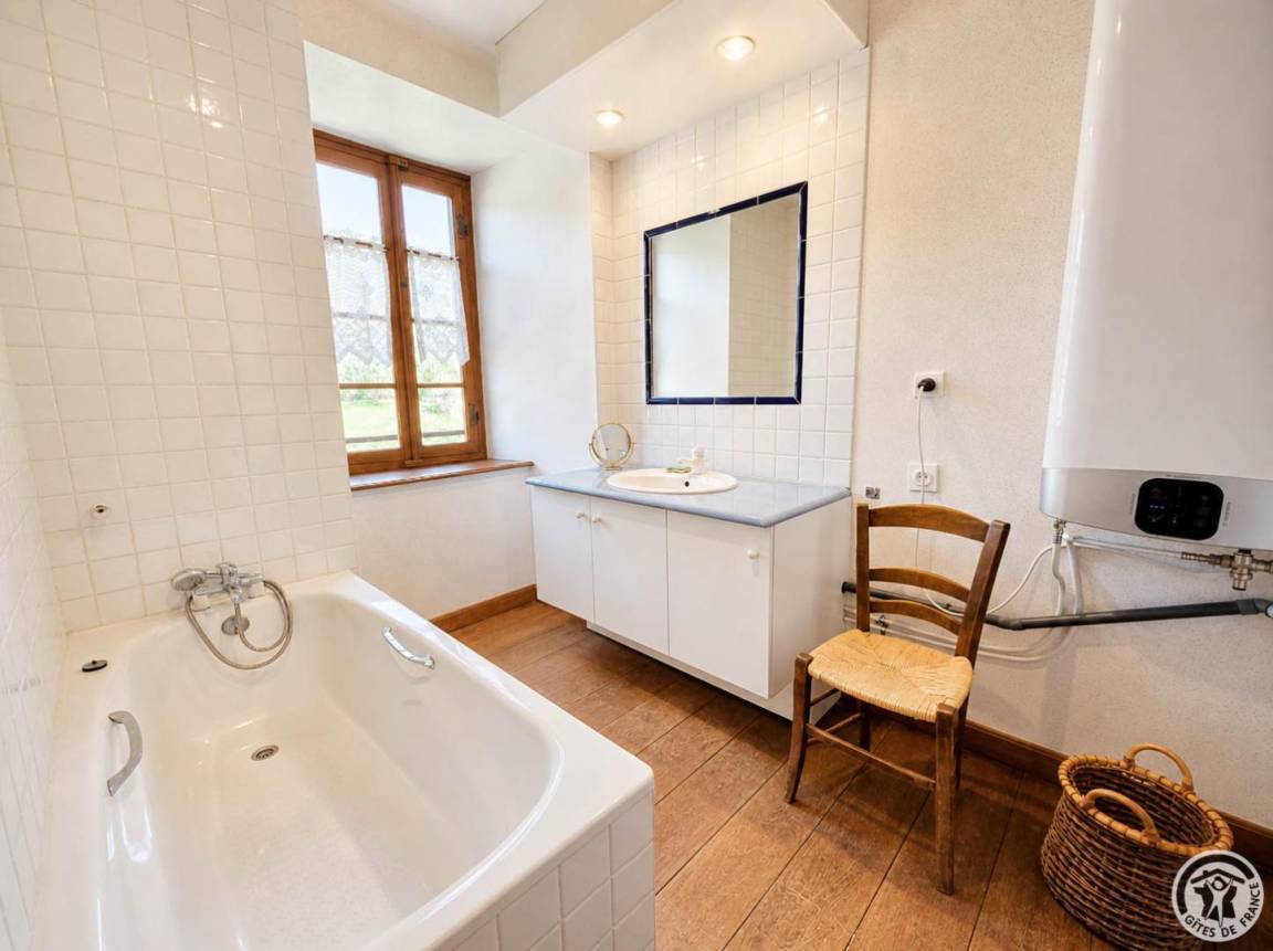 140 m² Gîte ∙ 3 Schlafzimmer ∙ 6 Gäste – Bild 10