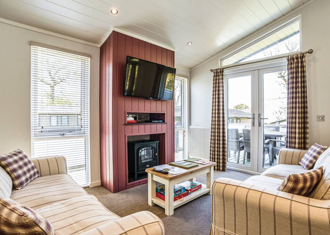 Chalet ∙ 4 Bedrooms ∙ 8 Guests - Portsmouth