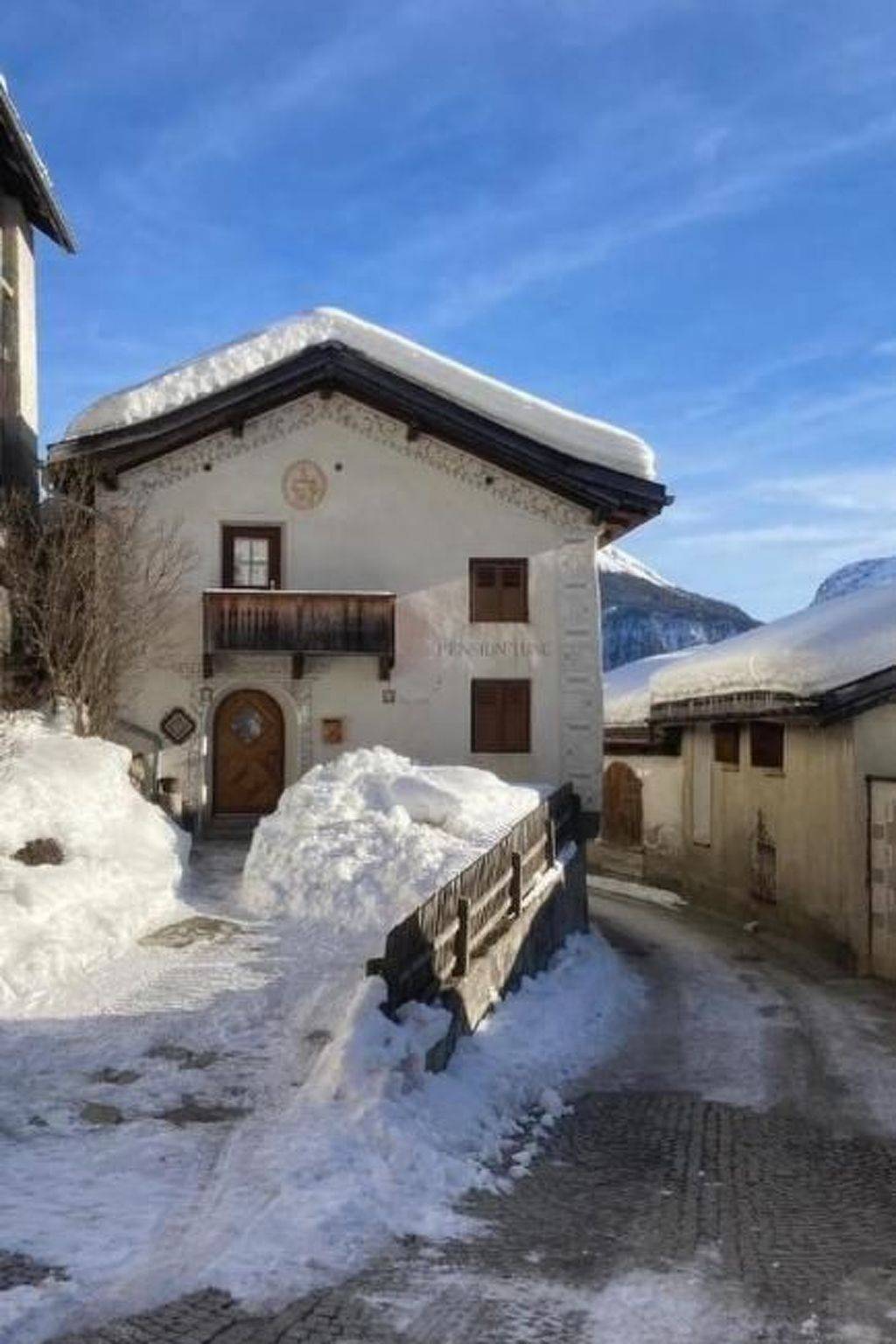 200 M² Ferienhaus ∙ 6 Schlafzimmer ∙ 10 Gäste - Samnaun
