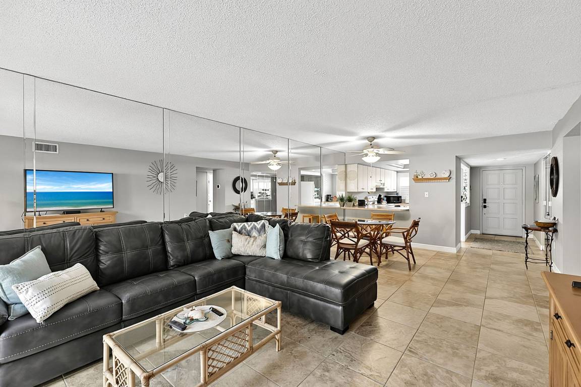 Apartment ∙ 2 Bedrooms ∙ 4 Guests - Siesta Key, FL