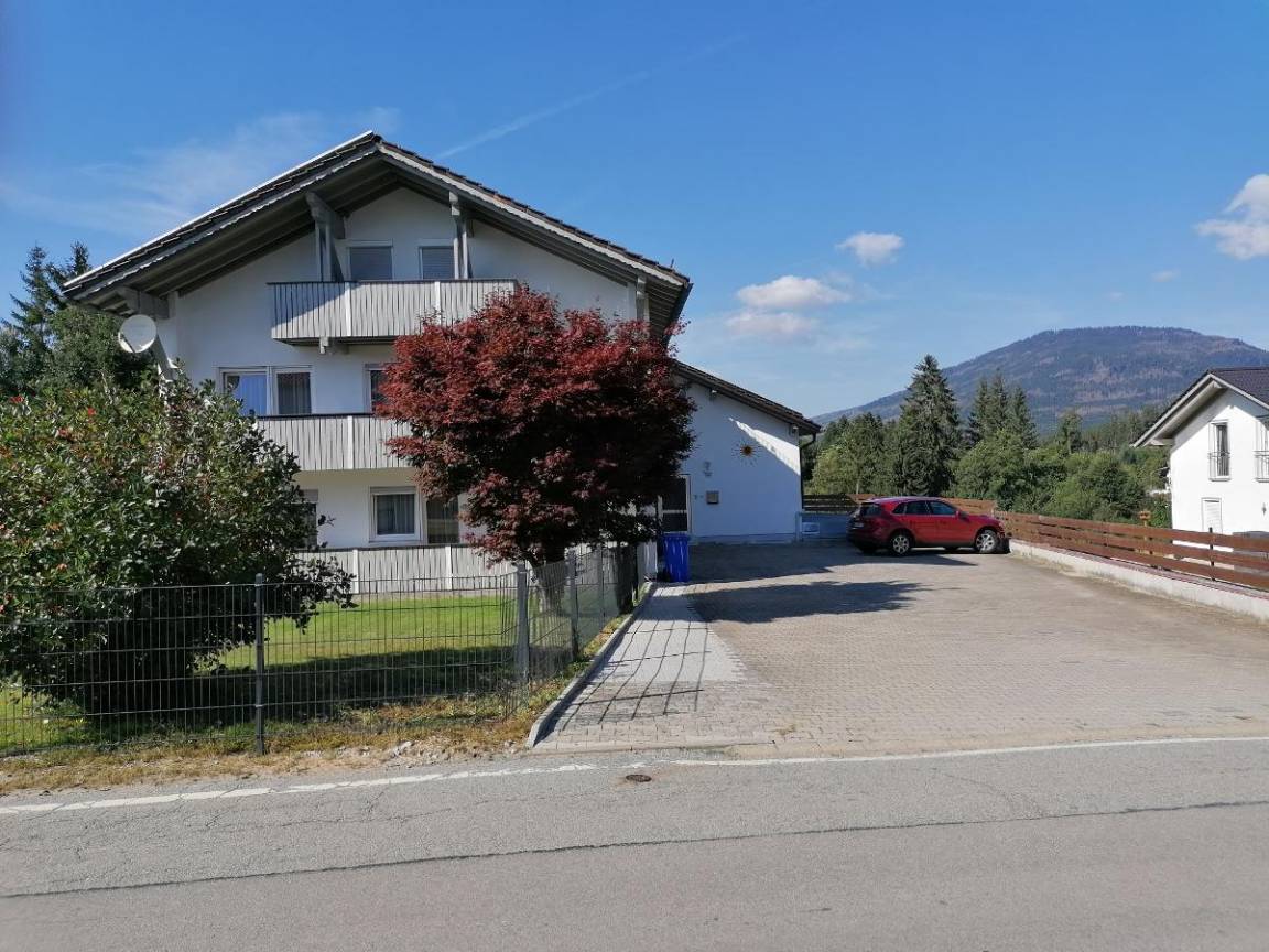 55 M² Ferienwohnung ∙ 2 Schlafzimmer ∙ 4 Gäste - Frauenau
