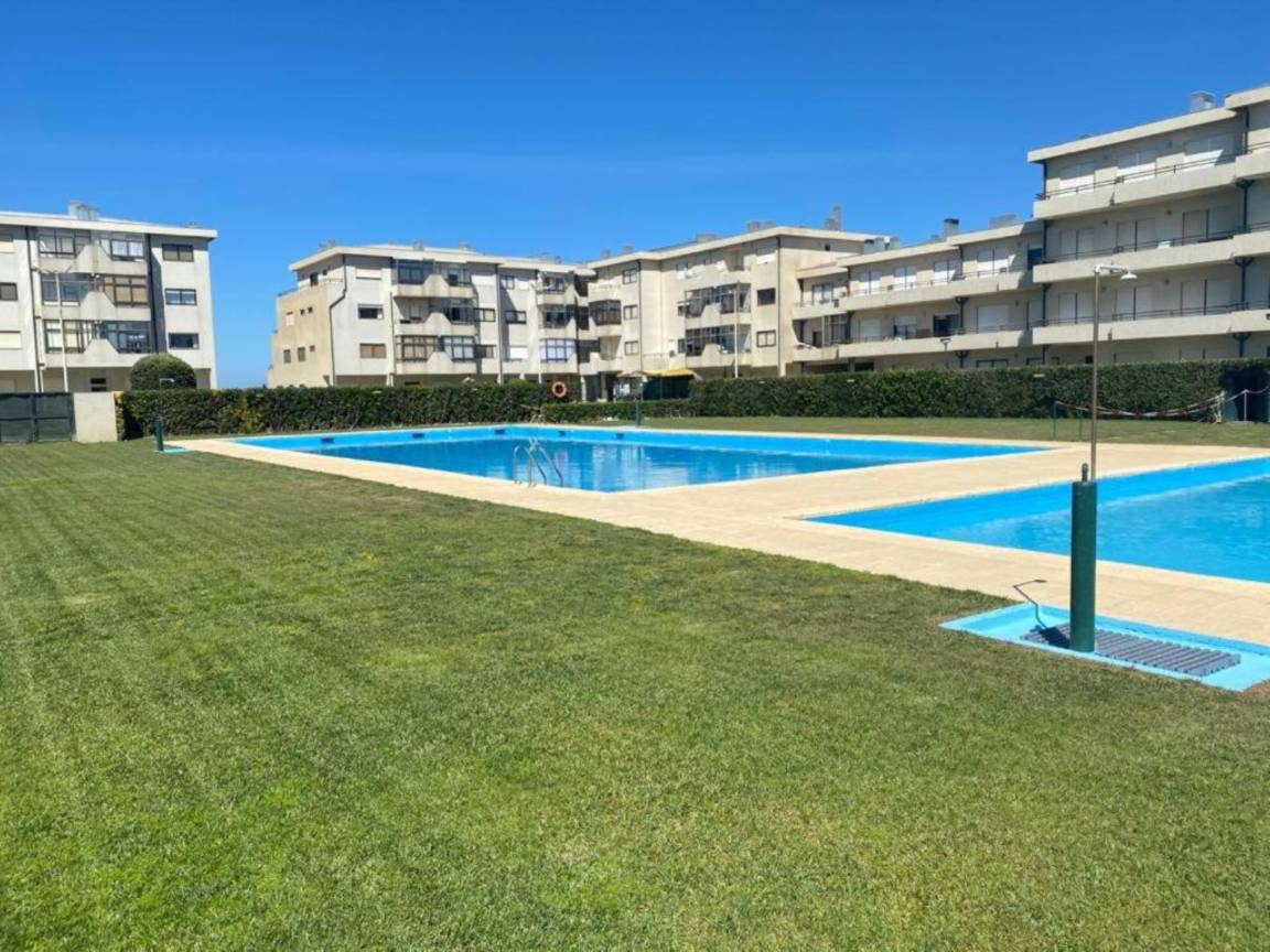 120 M² Apartamento ∙ 3 Quartos ∙ 6 Hóspedes - Árvore
