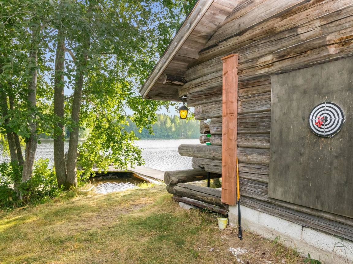 130 M² House ∙ 2 Bedrooms ∙ 8 Guests 4