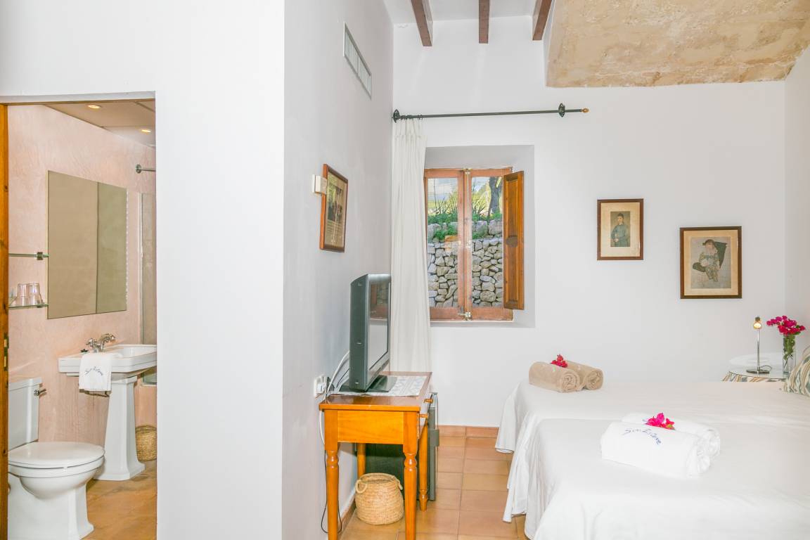 1200 m² Ferienhaus ∙ 4 Schlafzimmer ∙ 8 Gäste – Bild 20