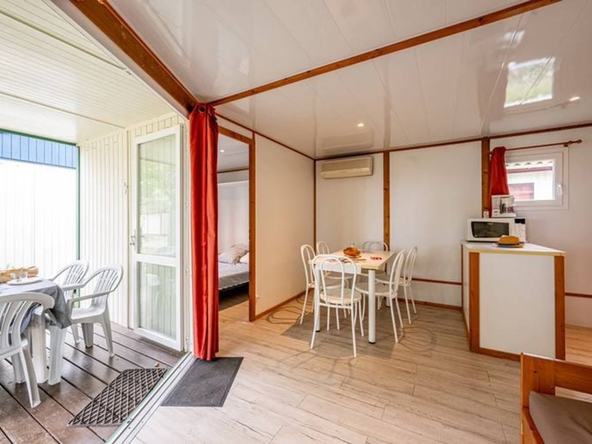 35 M² Chalet ∙ 2 Bedrooms ∙ 6 Guests - Le Bugue