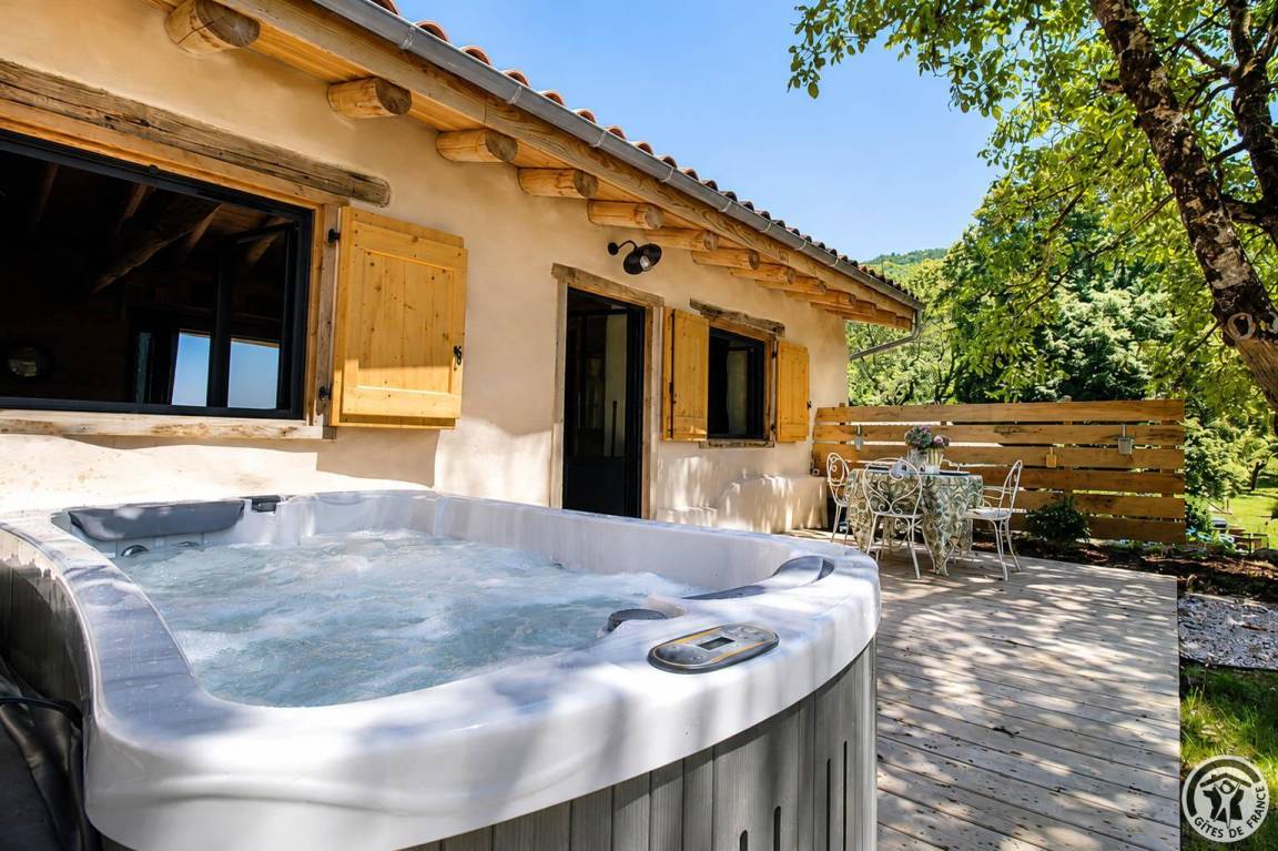 51 m&sup2; G&icirc;te 1 Schlafzimmer 2 G&auml;ste
