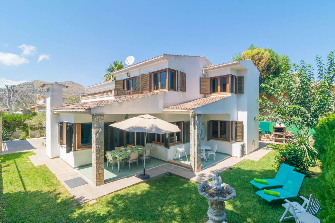210 M² Chalet ∙ 4 Schlafzimmer ∙ 8 Gäste - Alcúdia