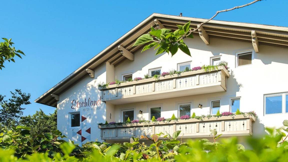 60 M² Apartment ∙ 2 Bedrooms ∙ 4 Guests - Tirol