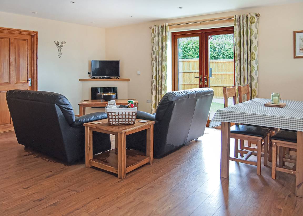 Chalet ∙ 2 Bedrooms ∙ 4 Guests - Shropshire